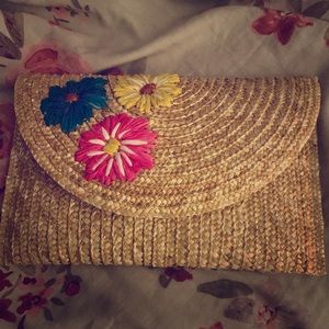 Floral clutch